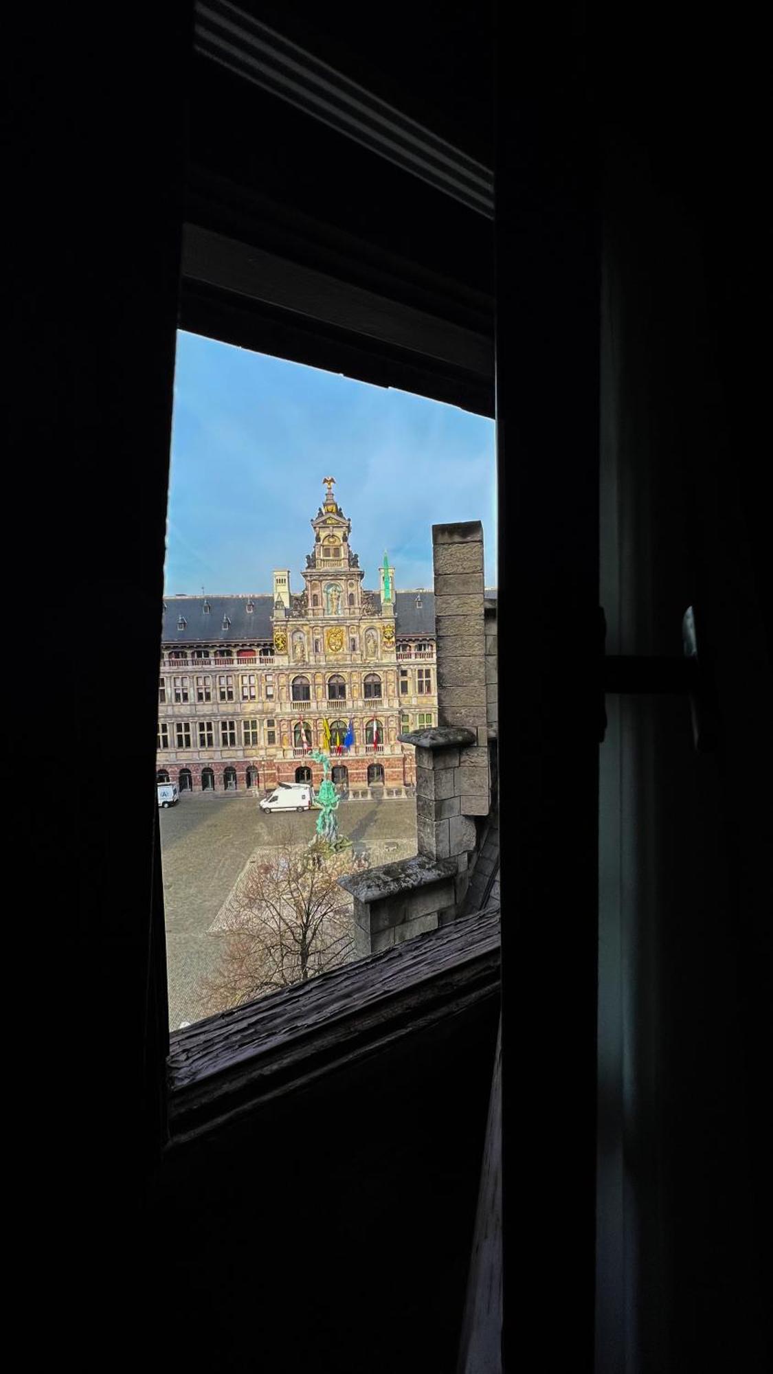 Le Faubourg Suites Antwerpen Exteriör bild
