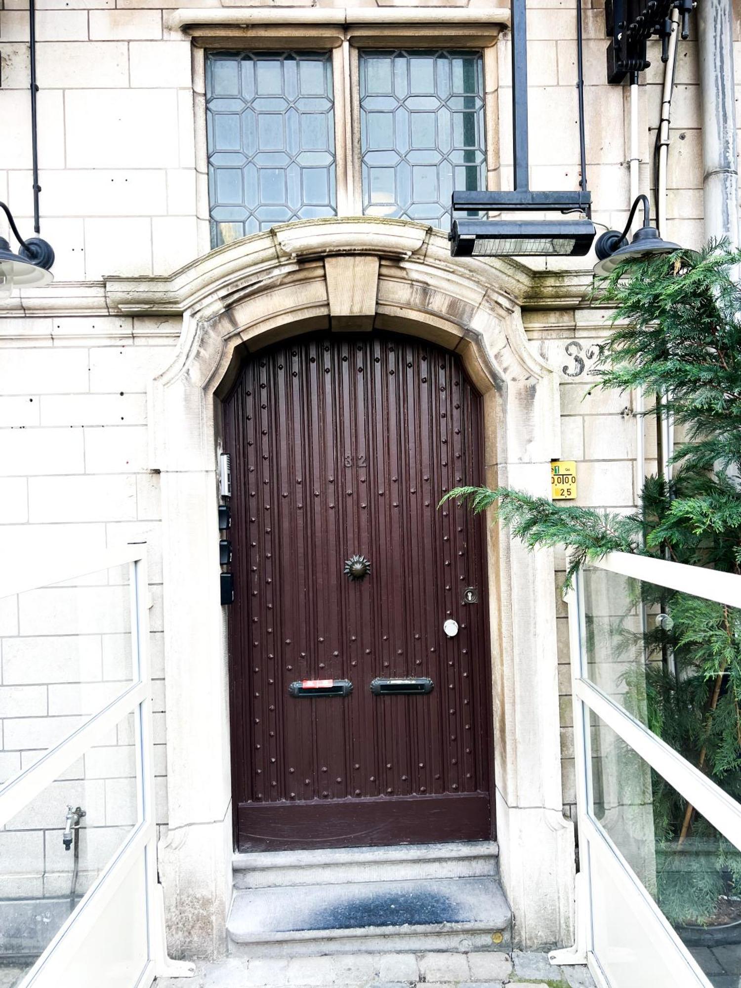 Le Faubourg Suites Antwerpen Exteriör bild